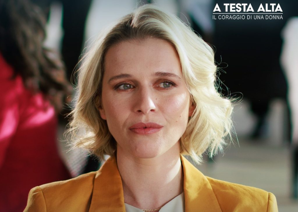 Lorena Cacciatore - A Testa Alta