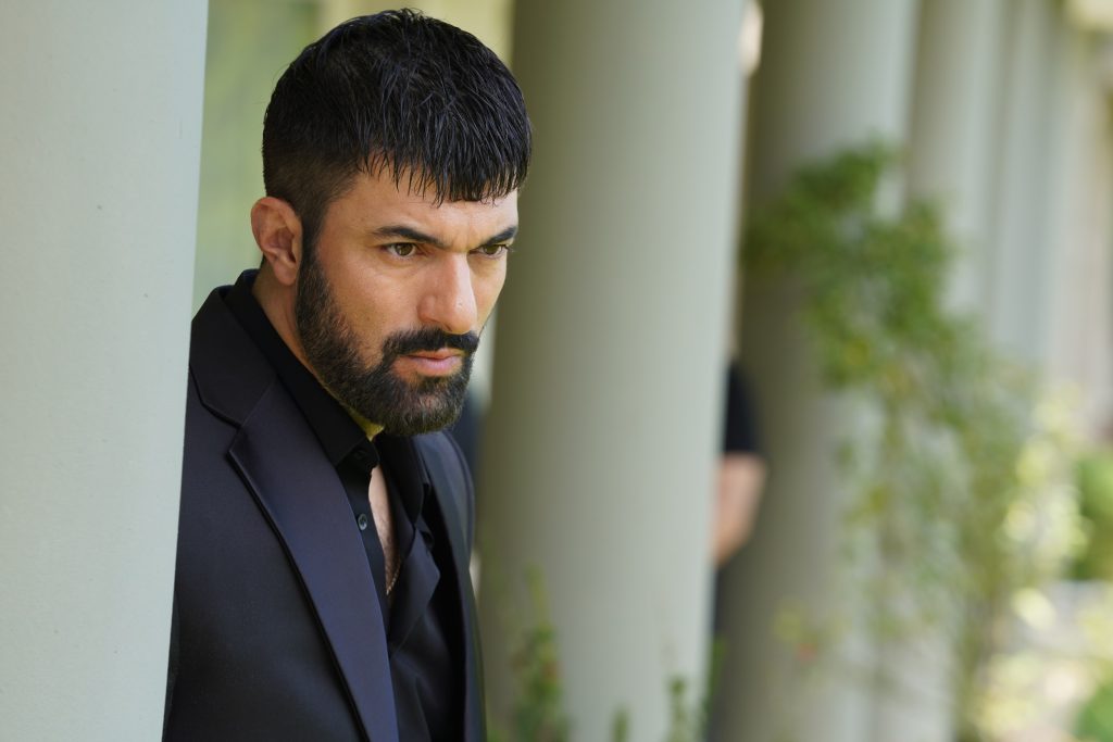 Tahir - Io Sono Farah