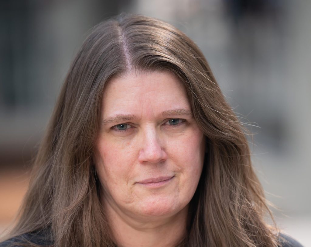 Mary L. Trump stasera a Cinque Minuti