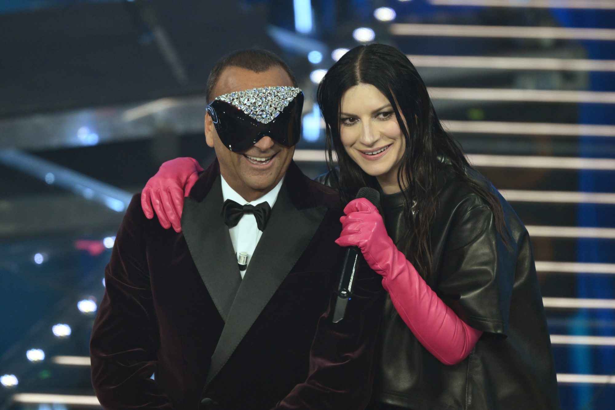Pagelle Sanremo 2026, serata duetti