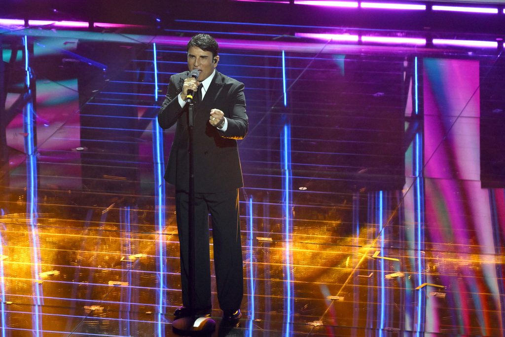 Sanremo 2026, la scaletta della terza serata