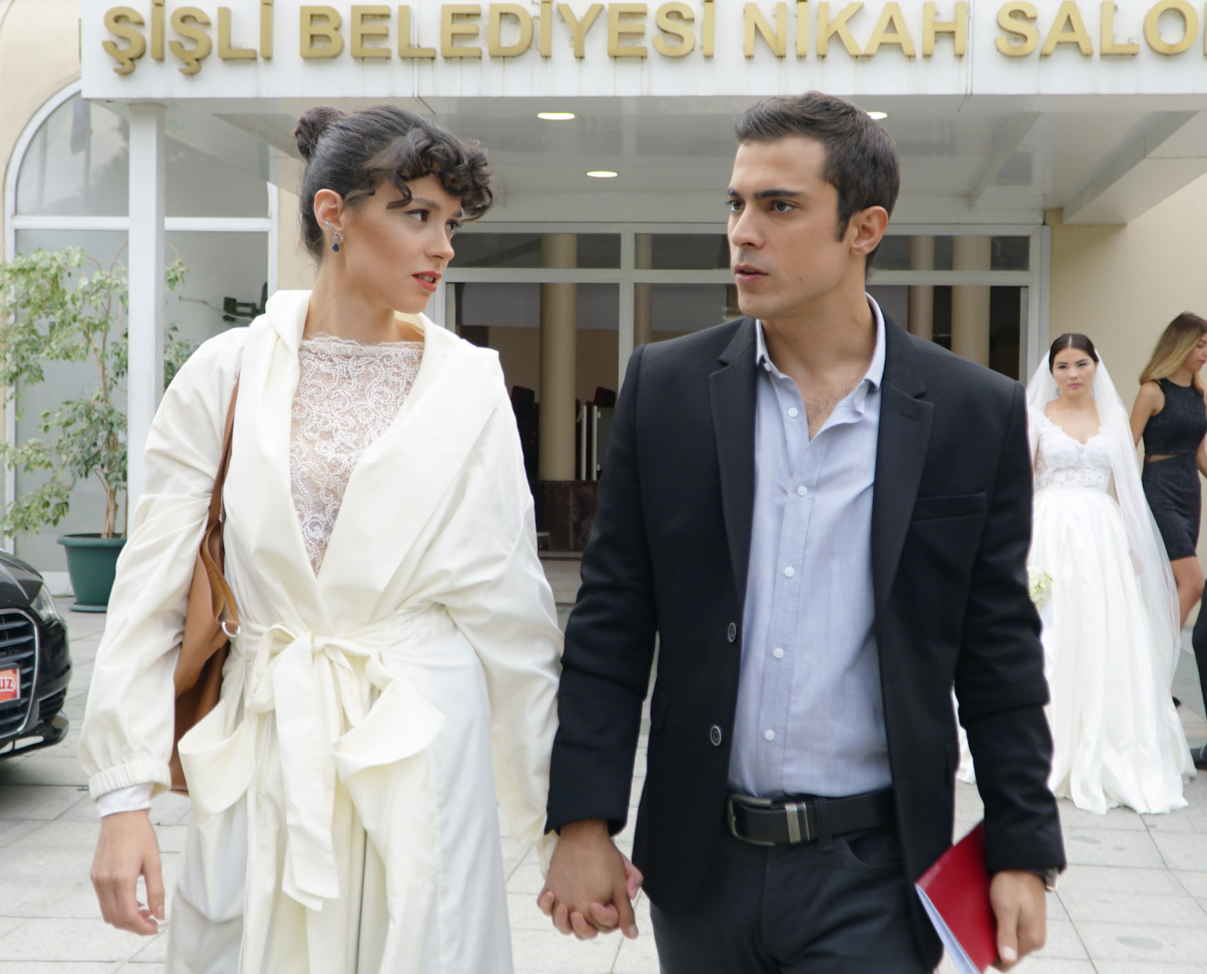 Lila, prima ti sposo… e poi ti lascio!