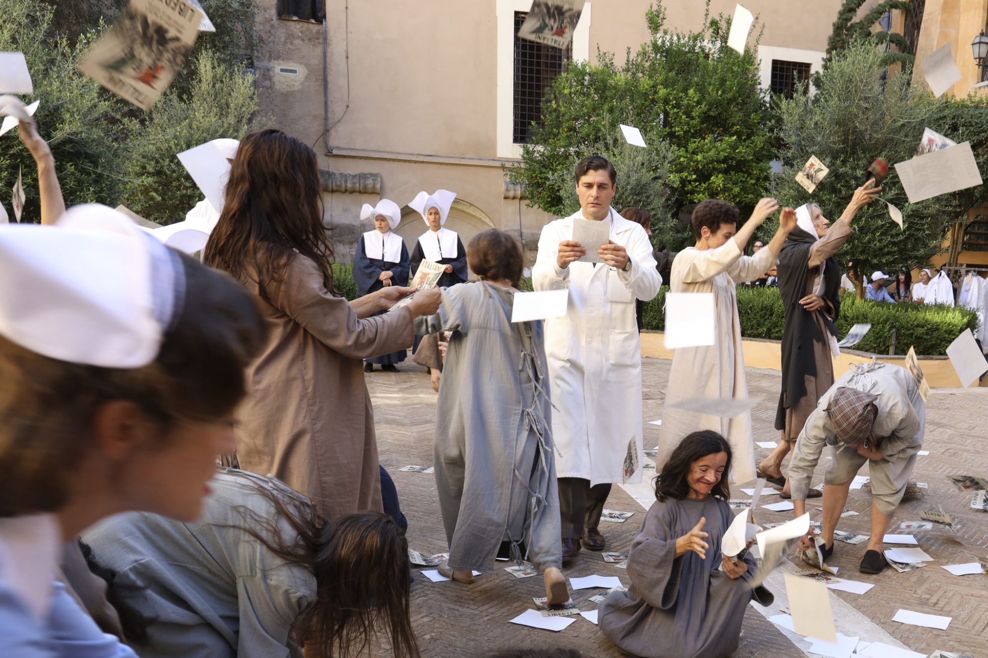 Le Libere Donne di Lino Guanciale debuttano su Rai 1