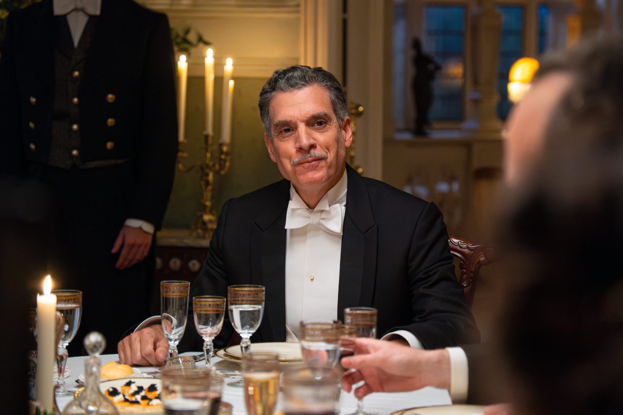 La Promessa, anticipazioni dal 23 al 29 marzo 2026: il duca Lisandro di Carvajal e Cifuentes fa la morale ai Luján