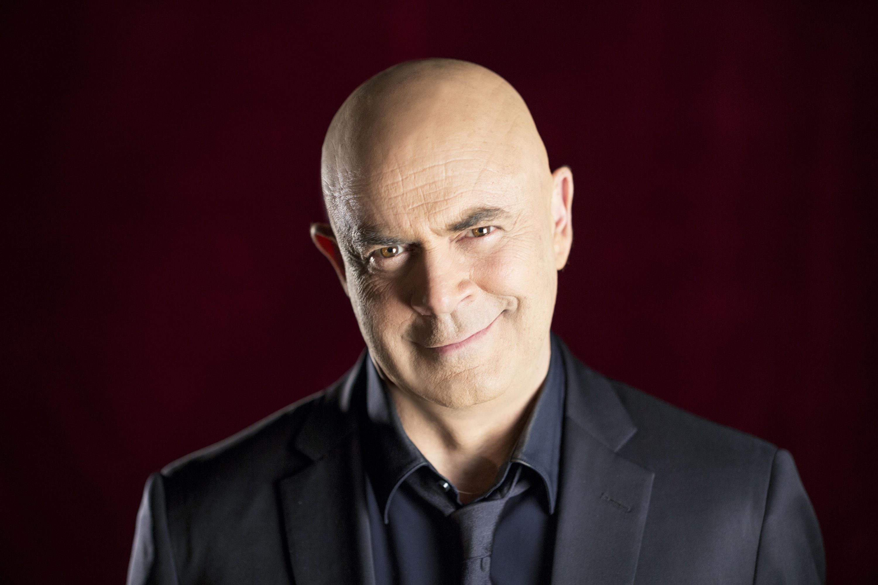 Crozza e la satira in tv: storia di un monopolio regalato