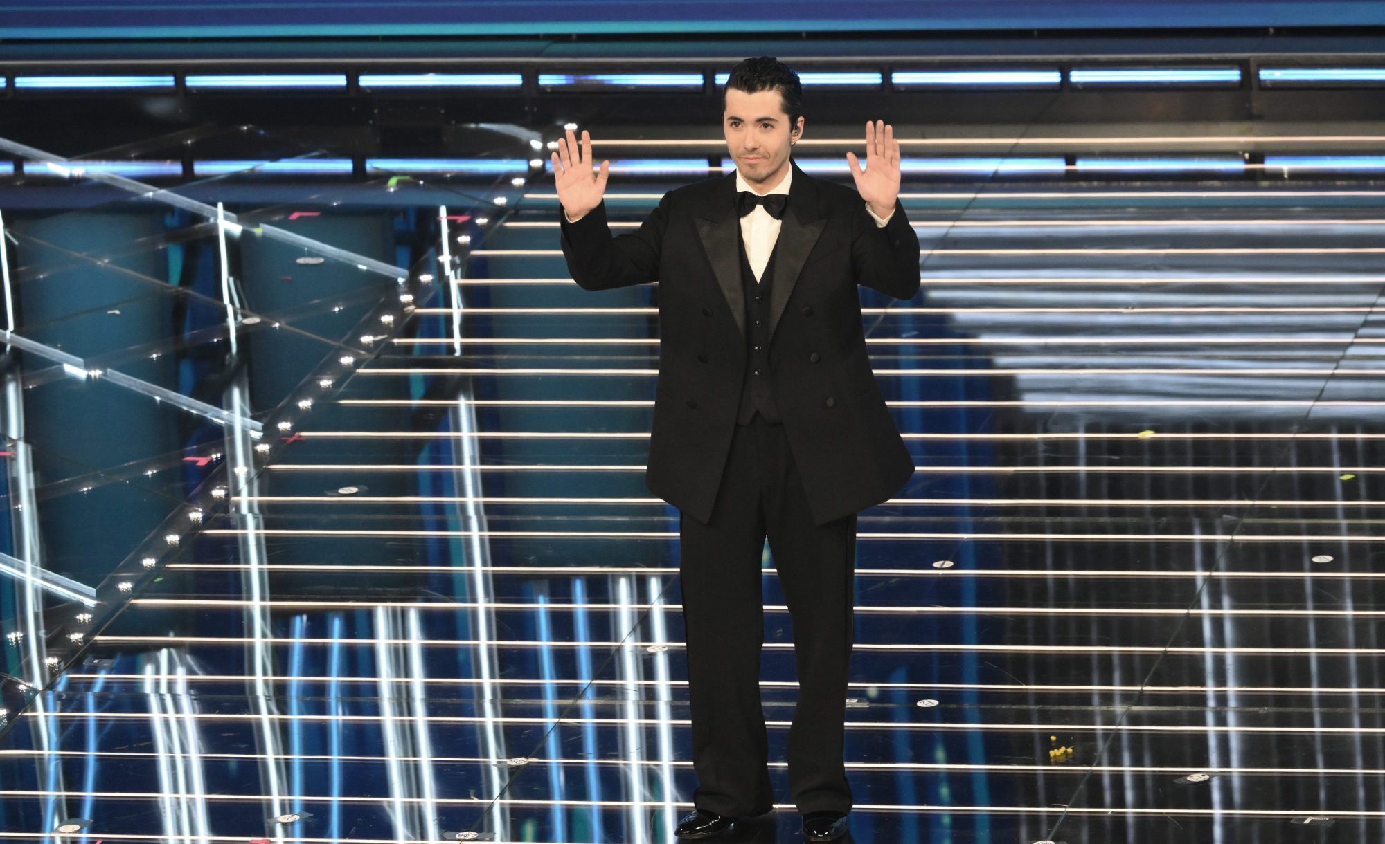 Classifica FIMI dal 13 al 19 marzo 2026, Fulminacci debutta alla #2 degli album con “Calcinacci”