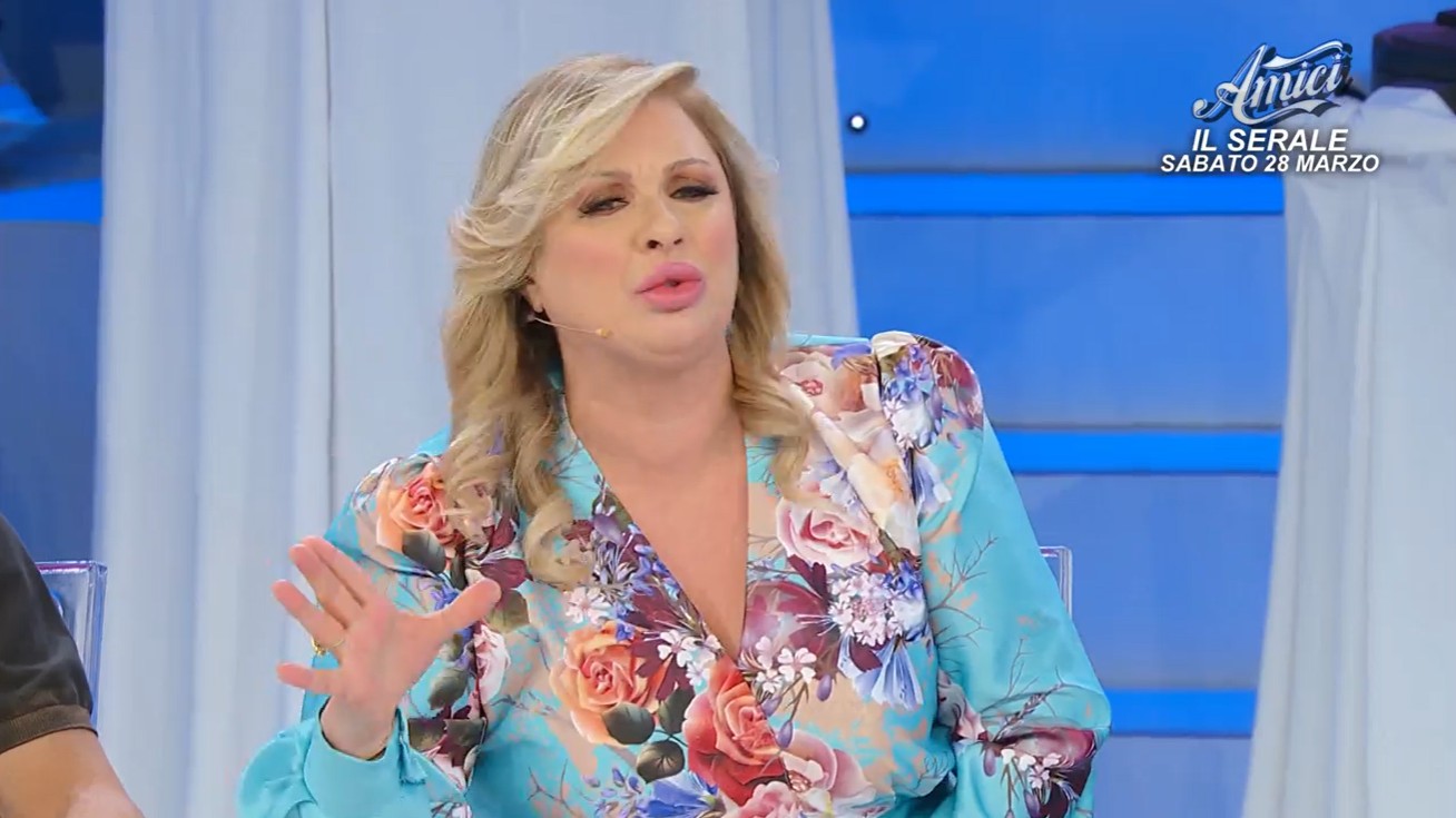 Ascolti TV Total Audience | Venerdì 27 Marzo 2026. Uomini e Donne (+93K) e Il Paradiso delle Signore (+65K) crescono più di tutti