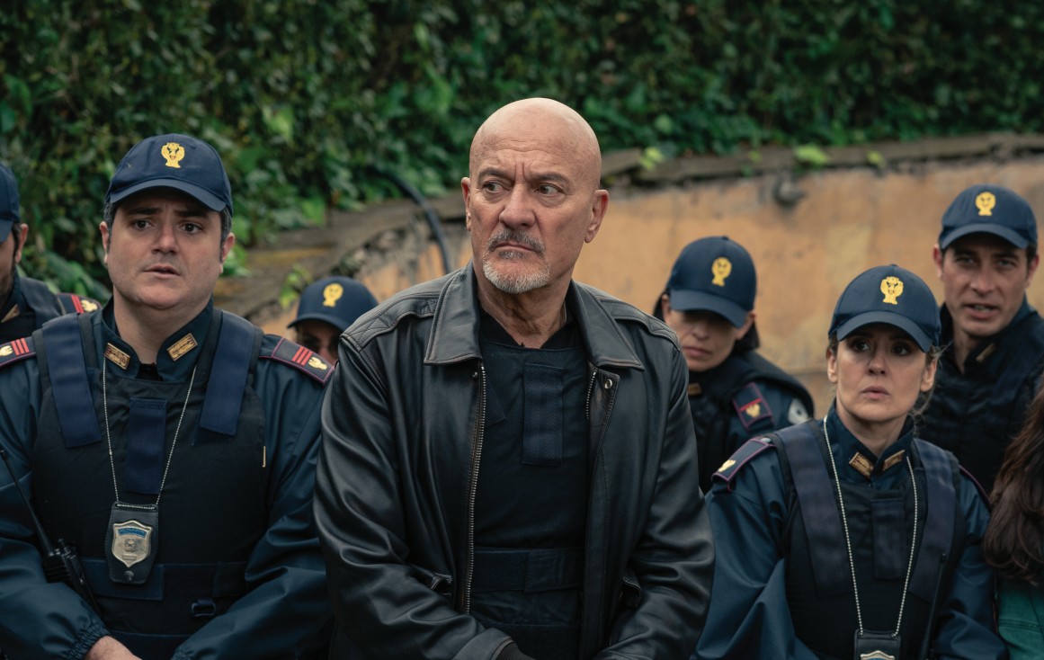 Domenica In di Pasqua con Claudio Bisio e Chiara Celotto per lanciare Uno Sbirro in Appennino