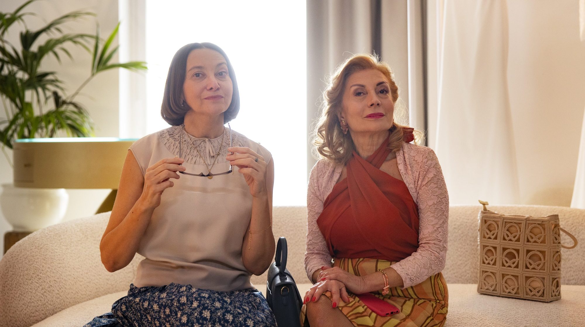 Margherita Di Rauso e Rosaria De Cicco in Roberta Valente - Notaio in Sorrento