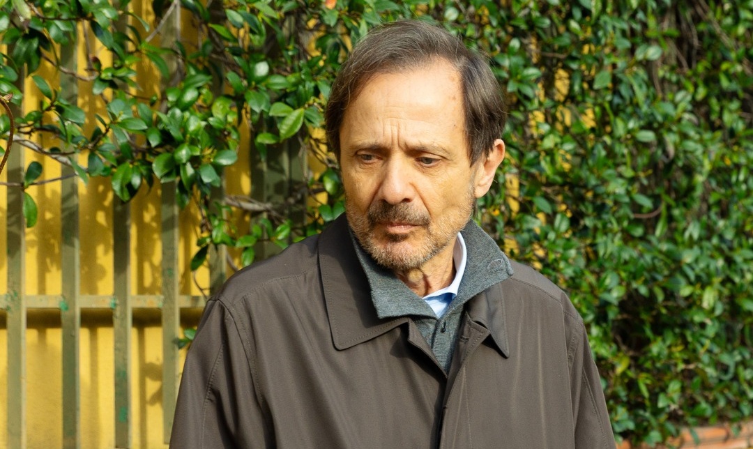 Un Posto al Sole, anticipazioni dal 27 al 30 aprile 2026: Maurizio cerca di riallacciare i rapporti con Manuela e Micaela