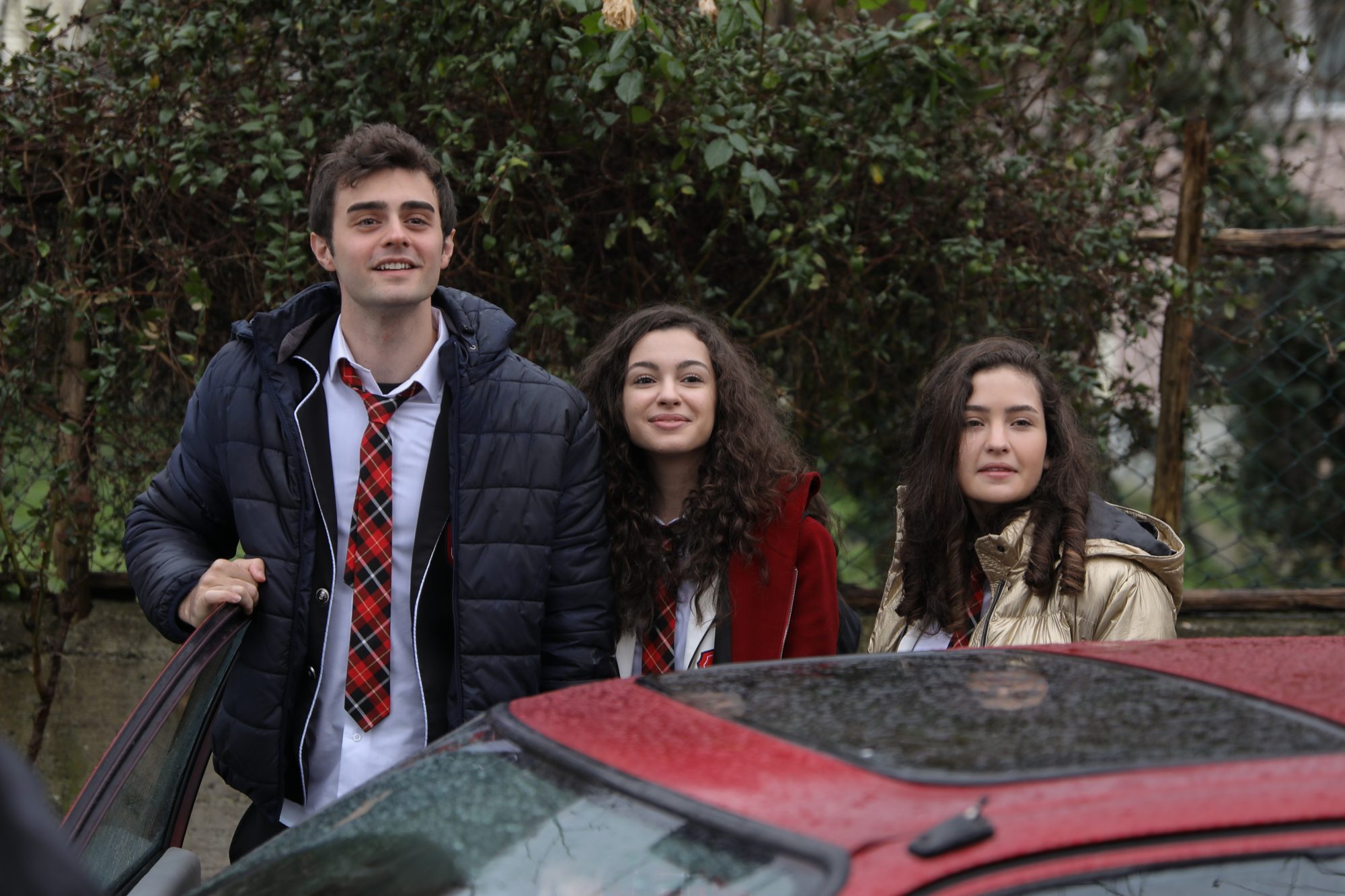 Omer, Asiye e Aybike - Tutto per la mia Famiglia