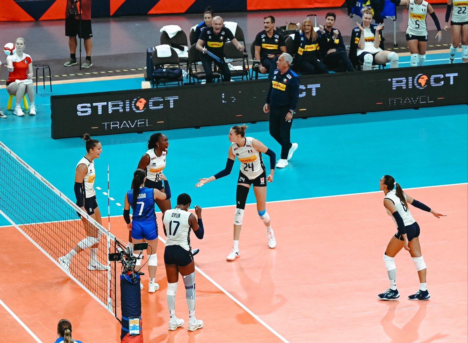 Ascolti TV Total Audience | Mercoledì 26 Agosto 2026. Far Away (+49K), Forbidden Fruit (+43K) e l’Italvolley (+43K) davanti a tutti