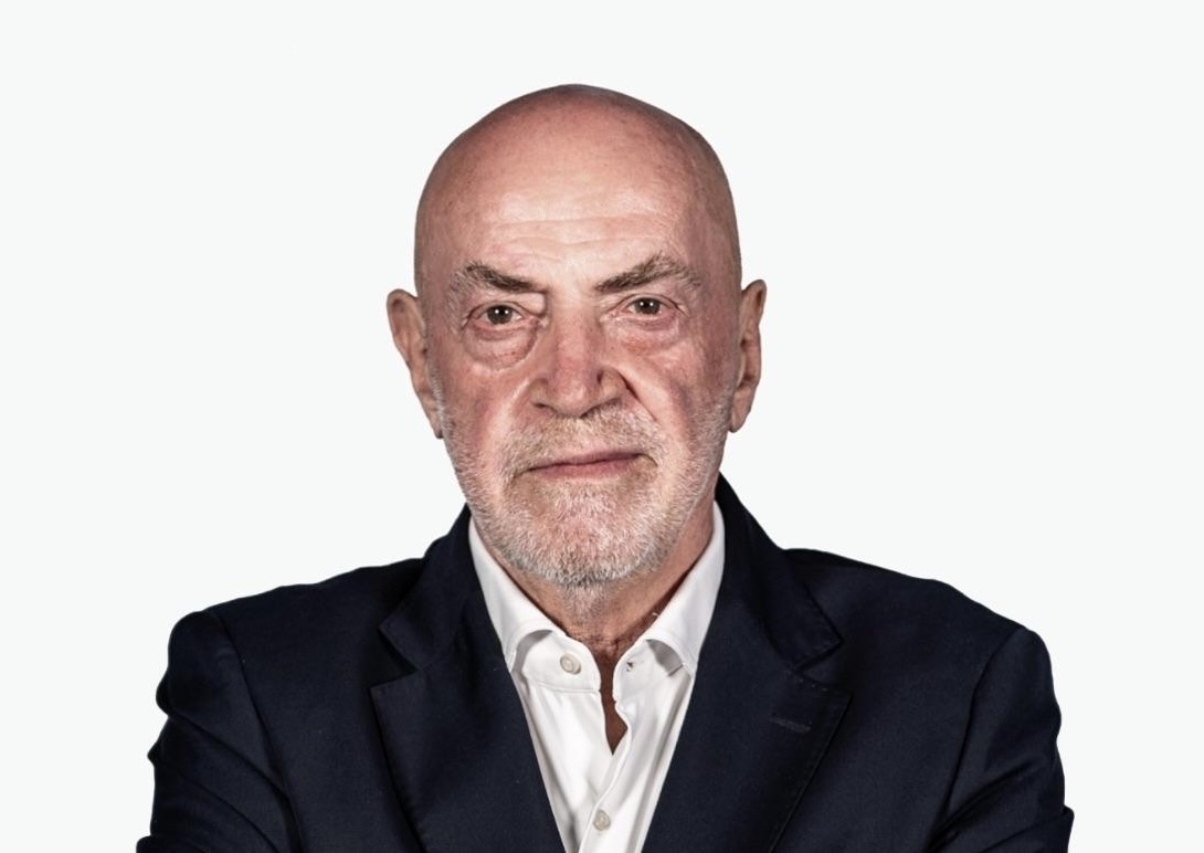 Giganti di Tony Capuozzo parte da Papa Giovanni Paolo II
