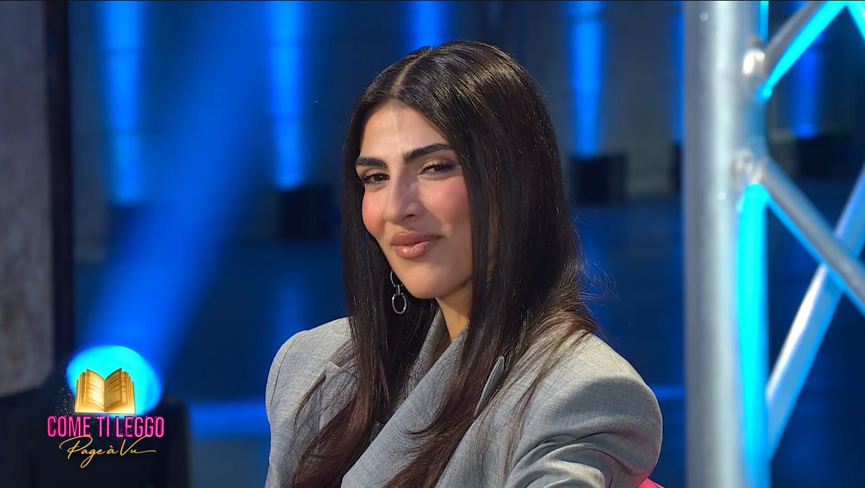 Giulia Salemi a Come ti Leggo: “generazione violenta e aggressiva a causa dei social”. Quoque tu, Giulia!