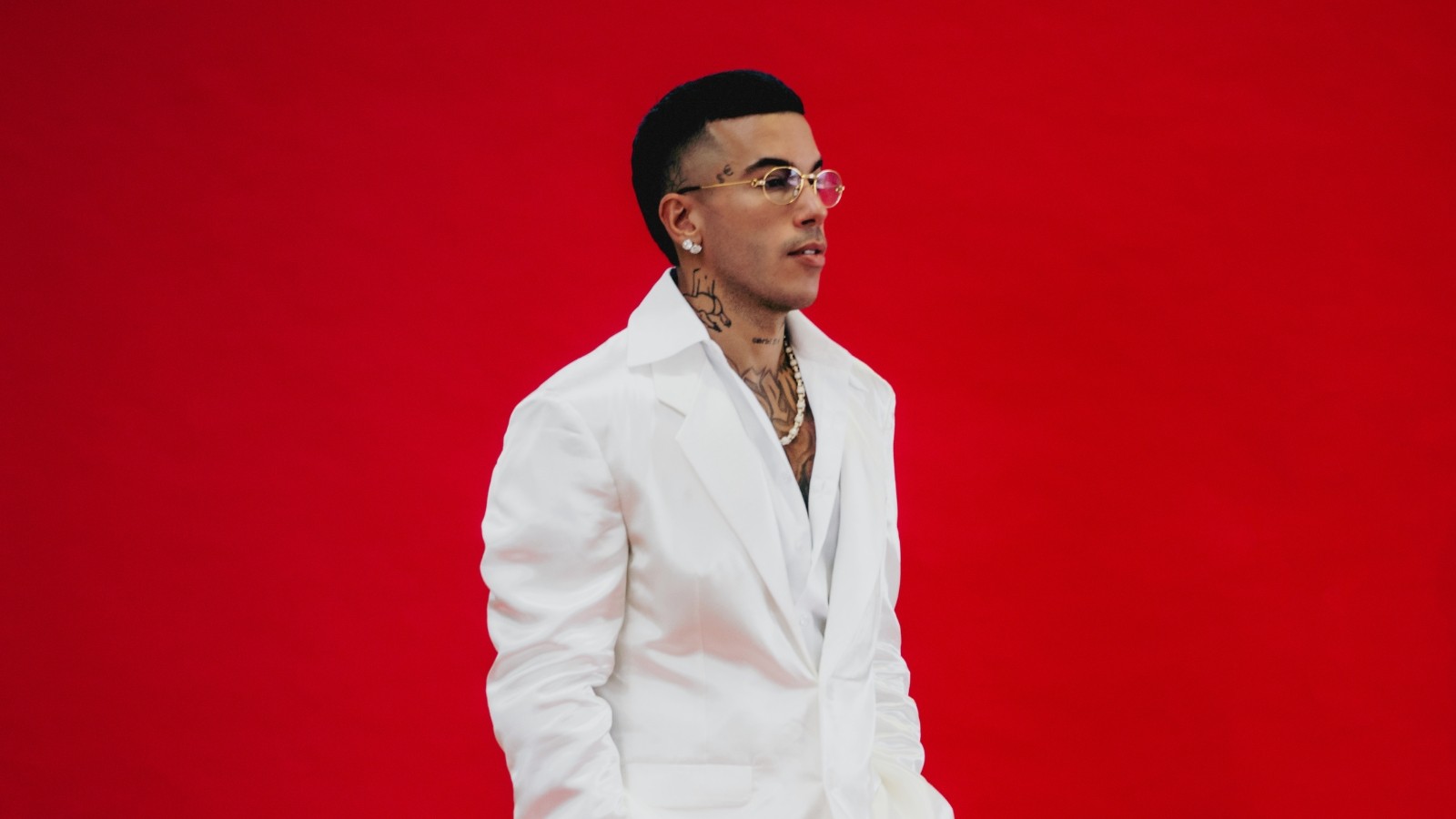 Classifica FIMI dal 18 al 24 settembre 2026, Sfera Ebbasta conquista la vetta dei singoli con “Lontano”