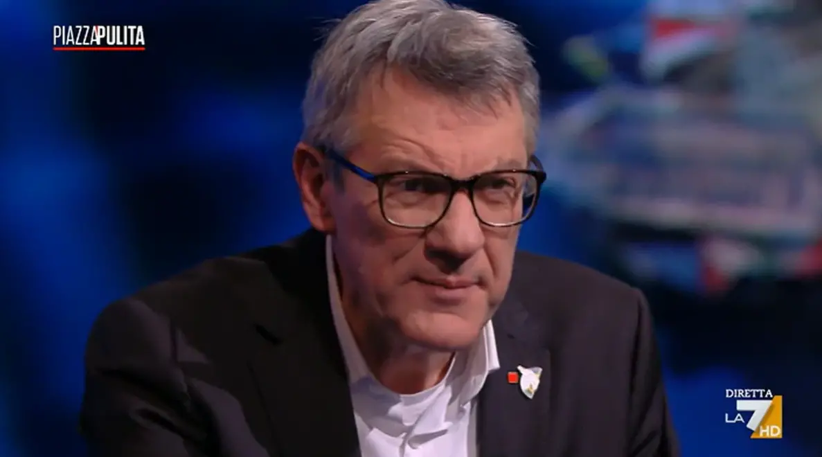 Piazzapulita: Landini, Gramellini, Damilano e Giubilei tra gli ospiti