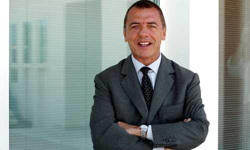 LA 5: MASSIMO DONELLI TINGE CANALE 5 DI ROSA. DA MAGGIO SUL DIGITALE TERRESTRE