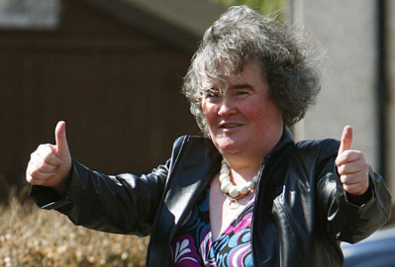 FESTIVAL DI SANREMO 2010. SUL PALCO DELL’ARISTON: SUSAN BOYLE, RANIA DI GIORDANIA, ROBBIE WILLIAMS, TOKIO HOTEL E LA CUCCARINI DESNUDA