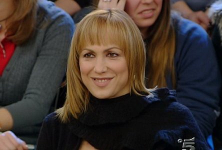 AMICI: ALESSANDRA CELENTANO SI REDIME E ADOTTA DANIELA STRADAIOLI