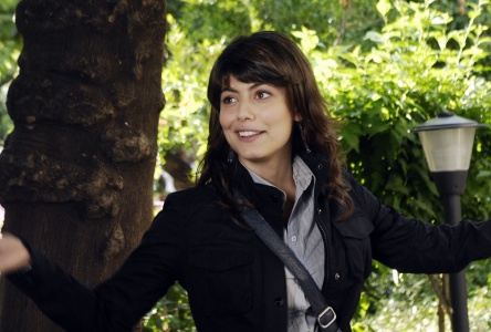 Protetto: ASCOLTI TV DI VENERDI 27 FEBBRAIO 2009: SONO I CESARONI A CANTAR VITTORIA (28%) MA LA DANIELE SI DIFENDE (22%). RECORD (SCONTATO) PER MATRIX (28%) E PER VERDETTO FINALE (36%)