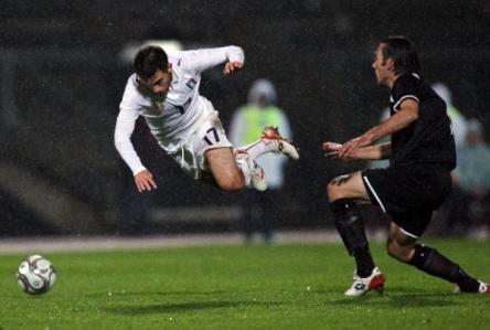 Protetto: ASCOLTI TV DI MERCOLEDI 10 GIUGNO 2009: CANALE5 AVEVA SATURNO CONTRO, VINCE RAIUNO CON L’AMICHEVOLE NUOVA ZELANDA – ITALIA. THE DISTRICT, IN PRESERALE SU LA7, SUPERA RAIDUE CON IL 5.11%