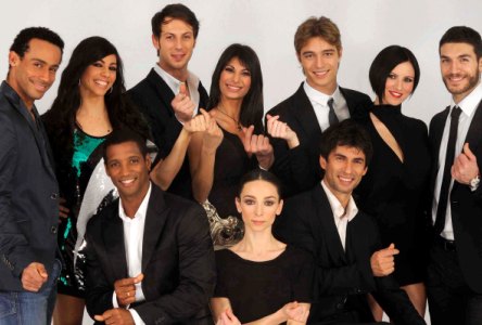 AMICI 9: ECCO IL GRUPPO DEI BALLERINI PROFESSIONISTI TRA RITORNI E ADDII