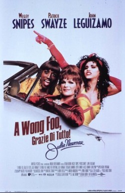 IRIS ARCOBALENO: SUL DTT MEDIASET UNA RASSEGNA DI OPERE DEDICATE AL MONDO GAY e LESBICO