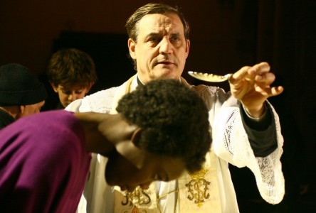 Protetto: ASCOLTI TV DI MARTEDI 7 APRILE 2009: E’ L’INFORMAZIONE A FARLA DA PADRONA