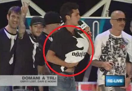 CARLO PASTORE FA IL VERSO A CRISTINA DEL BASSO: IN DIRETTA CON DUE PALL…ONI COSI’