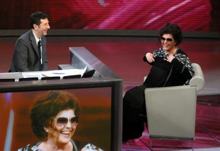 CLAUDIA MORI DA FAZIO: “CELENTANO ASPETTA L’OK DALLA RAI PER IL SUO NUOVO SHOW. TUTTO E’ PRONTO MA LA RETE TACE”.