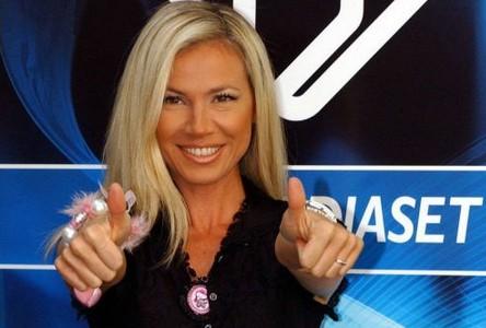 FEDERICA PANICUCCI ALLA CONDUZIONE DI MATTINO 5