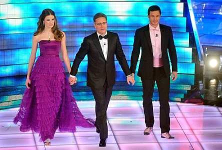 Protetto: ASCOLTI TV DI MARTEDI 17 FEBBRAIO 2009: PER IL FESTIVAL DI SANREMO QUASI IL 50% DI SHARE