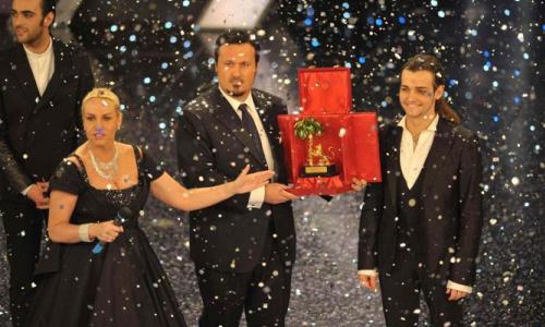 SANREMO 2010, GRAN FINALE: LA MUSICA IN TV DIVENTA LA MUSICA DELLA TV. TRIONFA VALERIO SCANU (E MARIA DE FILIPPI).
