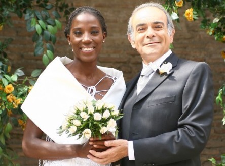 Protetto: ASCOLTI TV DI GIOVEDI 26 FEBBRAIO 2009: BUTTA LA LUNA RIDIMENSIONA SCHERZI A PARTE E VINCE IL PRIME TIME. AD INSIDIARE BELEN & CO ANCHE RETE4 CHE VOLA AL 14.76%