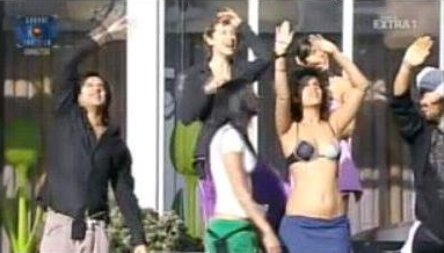 Grande Fratello 10, Striscione casa