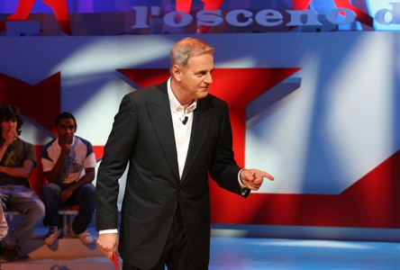 GLOB, L’OSCENO DEL VILLAGGIO. DA STASERA RITORNA LA SATIRA SU RAITRE