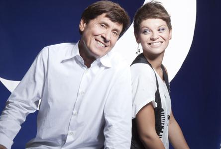 ASCOLTI TV DI DOMENICA 29 NOVEMBRE 2009: L’ULTIMO GRAZIE A TUTTI DI GIANNI MORANDI VALE IL 21% PER RAIUNO. DISTRETTO DI POLIZIA CHIUDE CON 5 MILIONI E IL 21%. STRISCIA LA DOMENICA SUPERA AFFARI TUOI