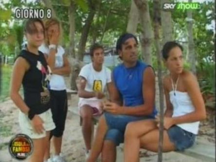 ISOLA DEI FAMOSI HOT: LE “GRAZIE” DI ALESSANDRO FELIU’