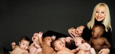 L’AMORE DI RAFFAELLA CARRA’