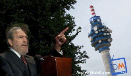 I DELIRI DI UN ANNUNCIATO REGIME : STOP ALLE TELEVENDITE SULLE RETI NAZIONALI