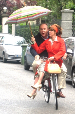 FINALMENTE UNA FAVOLA