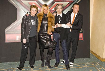 ASPETTANDO X FACTOR: TUTTO PRONTO PER LA SFIDA CONTRO IL GF. OSPITE DELLA 1° PUNTATA GIUSY FERRERI