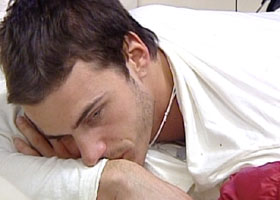 GF7 : QUANDO L’ABITO NON FA IL MONACO… DI LAPIO!