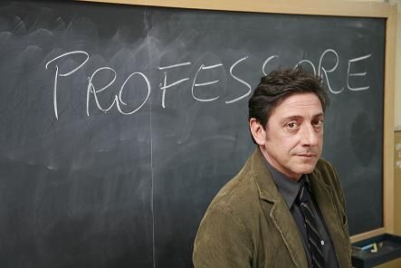 O’ PROFESSORE DA’ I VOTI IN TV