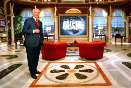 Protetto: ASCOLTI TV DI MARTEDI 30 DICEMBRE 2008: PAREGGIO DI FINE ANNO TRA LE AMMIRAGLIE