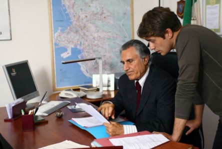 ASCOLTI TV DI DOMENICA 10 GENNAIO 2010: IO E MIO FIGLIO VINCE NETTAMENTE SUI PIRATI DEI CARAIBI. L’ARENA (20%) BATTE LA PRIMA PARTE DI DOMENICA CINQUE (14%). SKY SPORT 1 E SKY CALCIO ALL’8% IN PRIME TIME