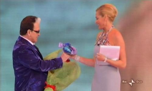 ISOLA DEI FAMOSI 7: PAMELA COMPAGNUCCI E AURA ROLENZETTI SALUTANO IL NICARAGUA. LUNEDI A RISCHIO DARIO E GUENDA.