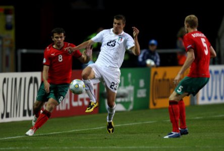 Protetto: ASCOLTI TV DI MARTEDI 23 GIUGNO 2009: RAITRE, CON L’INCONTRO ITALIA – BIELORUSSIA DEGLI EUROPEI UNDER21, VINCE LA SERATA. OMNIBUS La7 SFIORA IL 7%