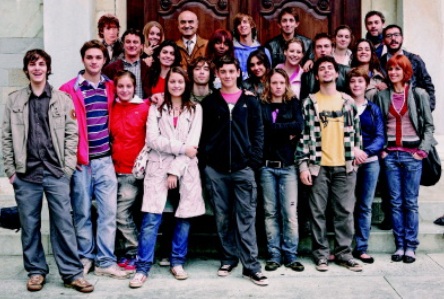 ASCOLTI TV DI VENERDI 11 DICEMBRE 2009: I LICEALI (16.61%) SONO SEMPRE LONTANI DA I MIGLIORI ANNI (30.89%). RECORD PER MATRIX OSPITE CORONA