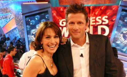 Protetto: ASCOLTI TV DI GIOVEDI 14 MAGGIO 2009: SHOW DEI RECORD – BUTTA LA LUNA (25.90% – 20.34%). FORUM AL 31.53%